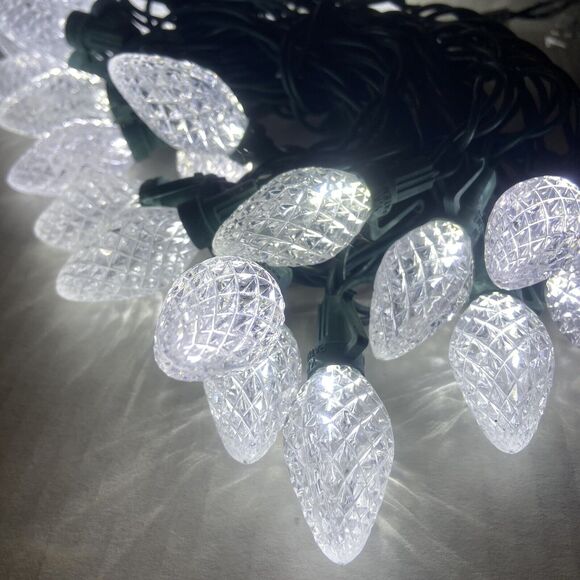 Yule Rite 25 Pine Cone String Lights Cool White Indoor Outdoor Total Length 15ft - Picture 7 of 10